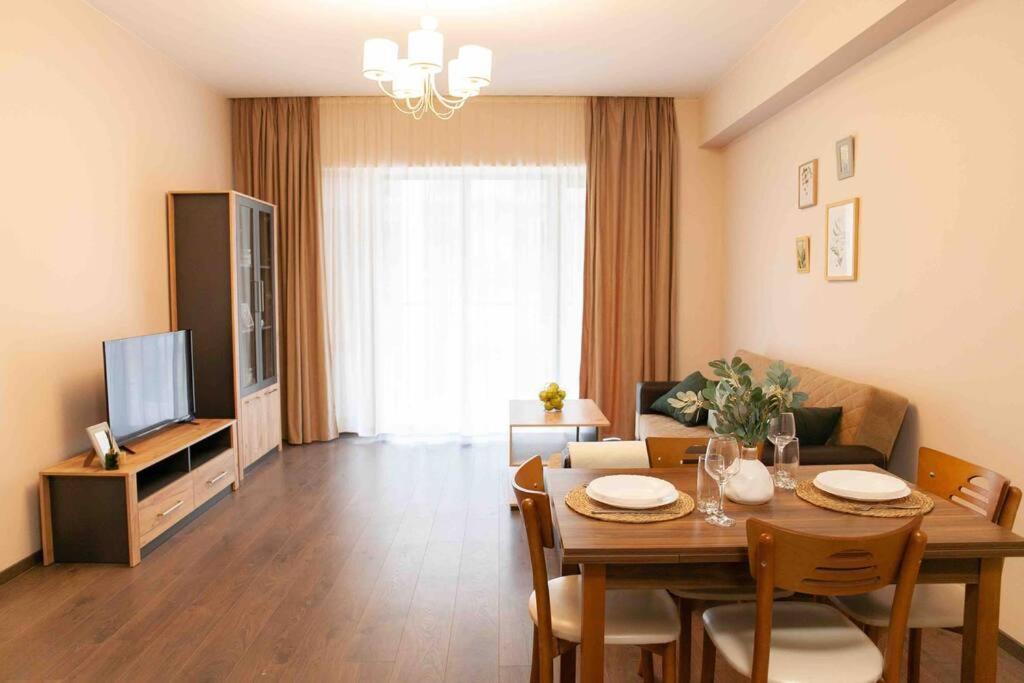 Gg Home - Cozy 1 Bedroom Apartment On Kazbegi Avenue 15 Tiflis Exterior foto